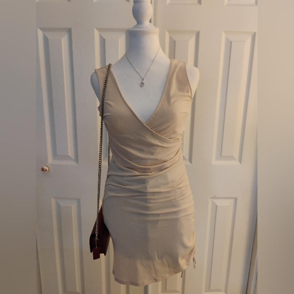 Chic Beige Sleeveless Mini Dress